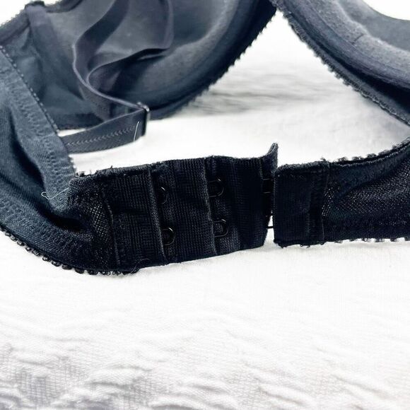 BUY 1 GET 1 FREE 34b satin push up bra - Picture 5 of 12